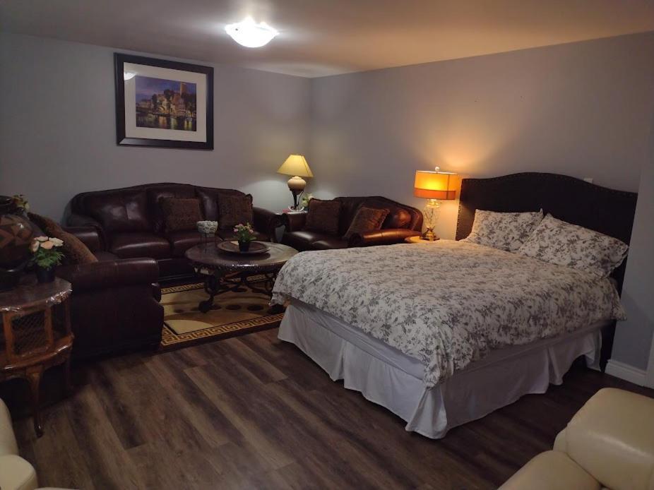 Luxury Suites At Military Trail トロント 部屋 写真